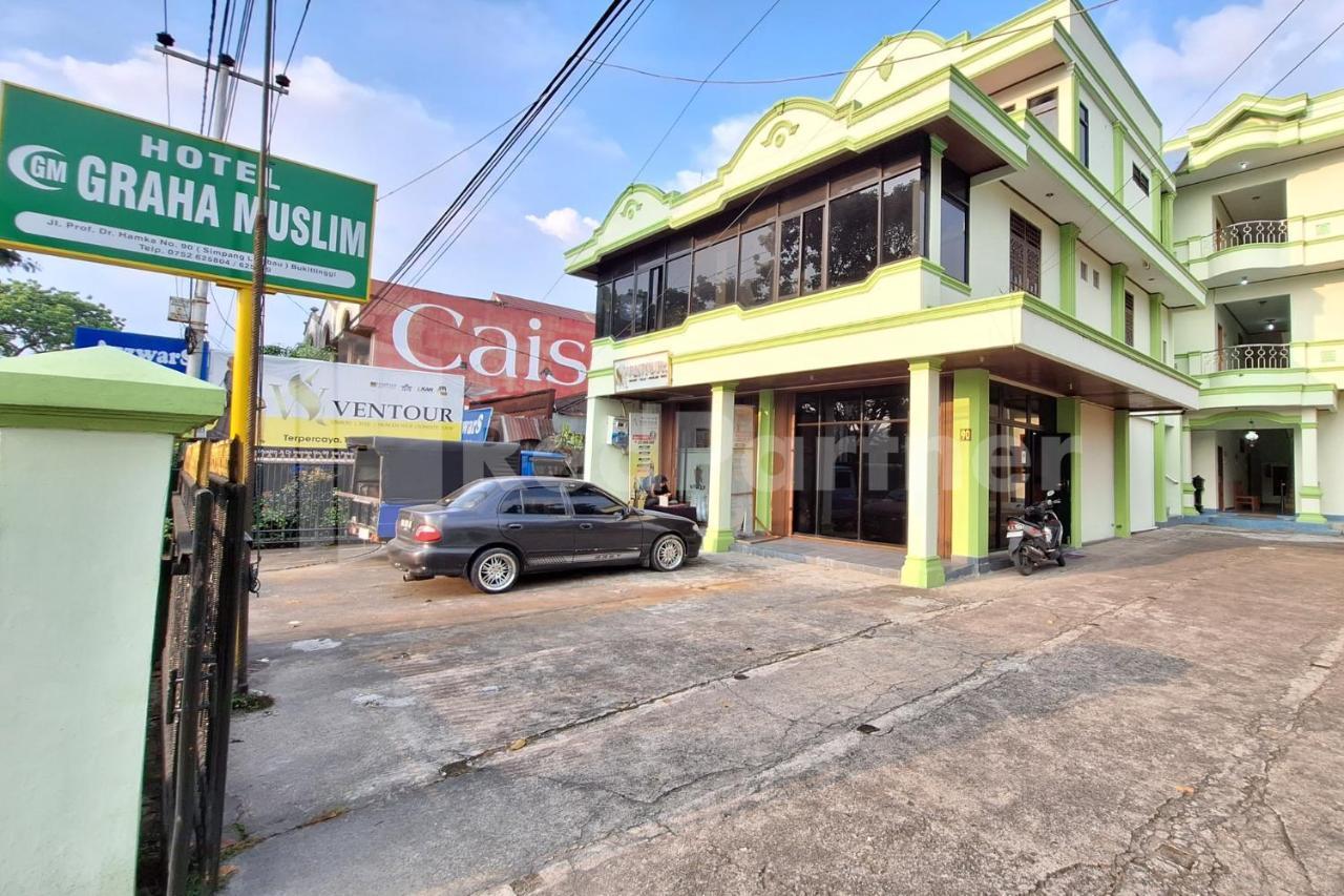 Hotel Graha Muslim Redpartner Bukittinggi Exteriér fotografie